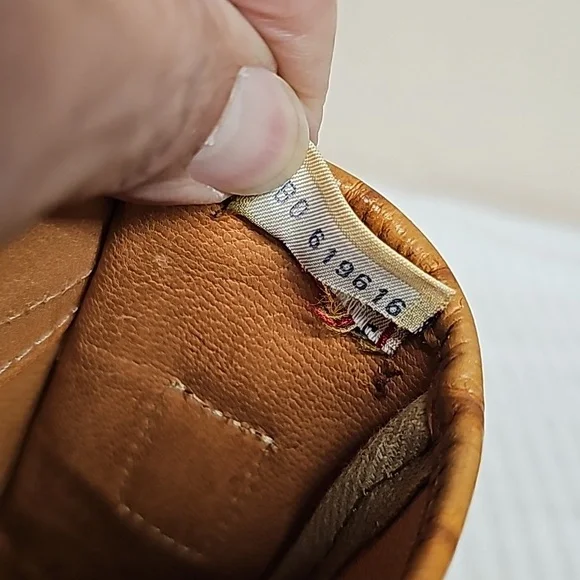 DOONEY AND BOURKE BAYOU COLLECTION SHOULDER BAG BFPM-06-396 - Picture 9 of 16